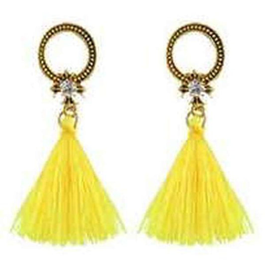 Aretes de hilo, estilo