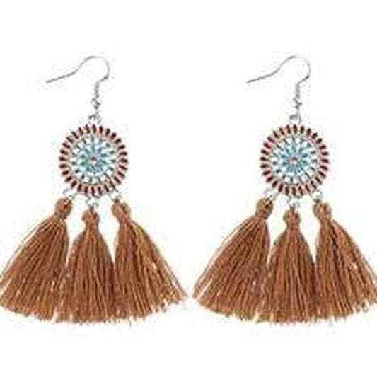 Aretes de hilo, estilo