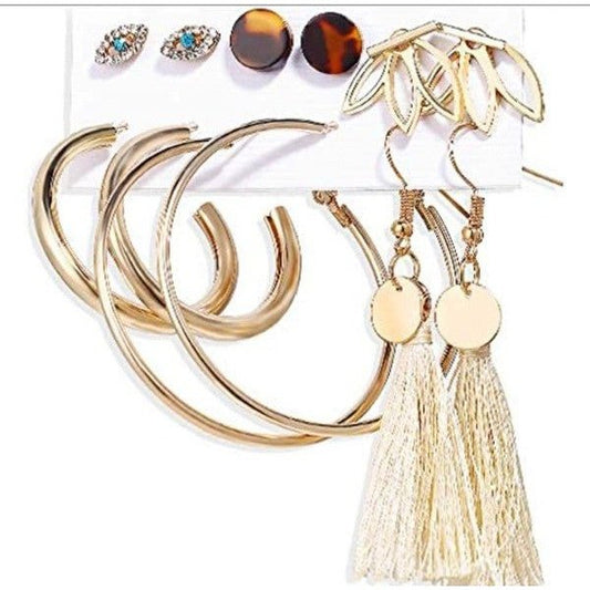 Juego de aretes dorados, estilo pequeños largos