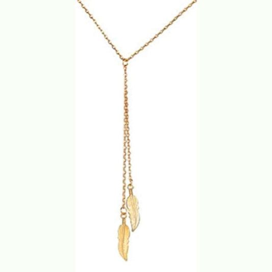 Collar dorado, estilo