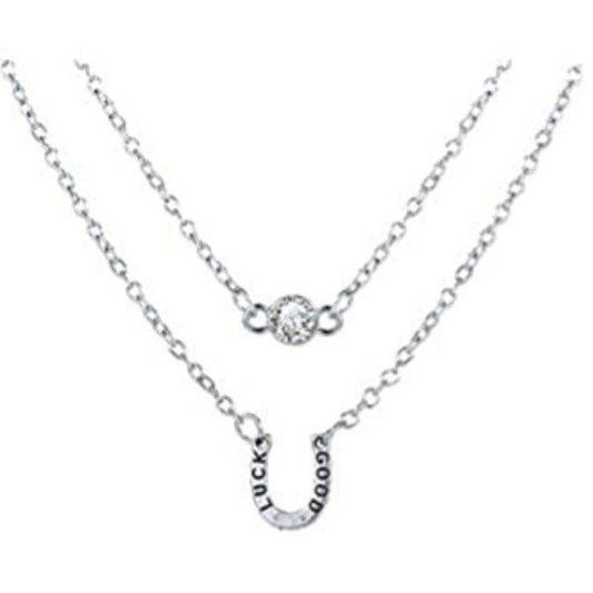 Collar plateado, estilo