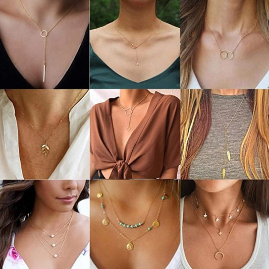 Collar dorado, estilo