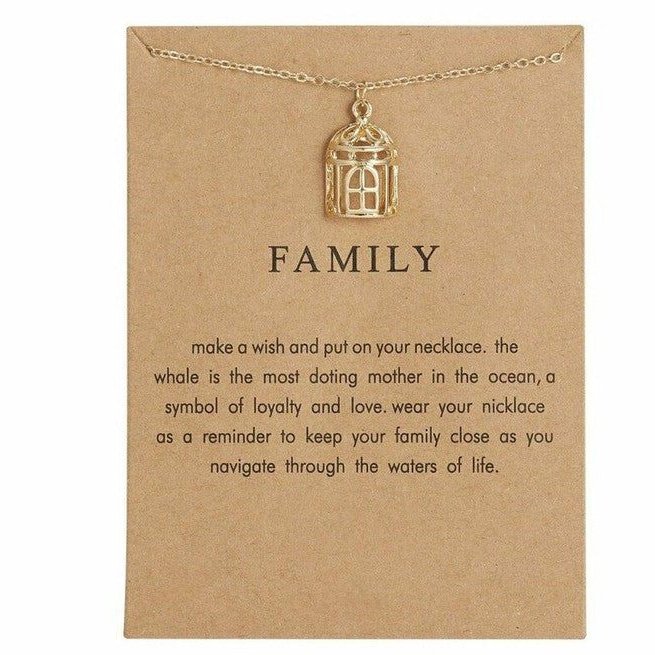 Collar dorado "Family" Familia con dije jaula
