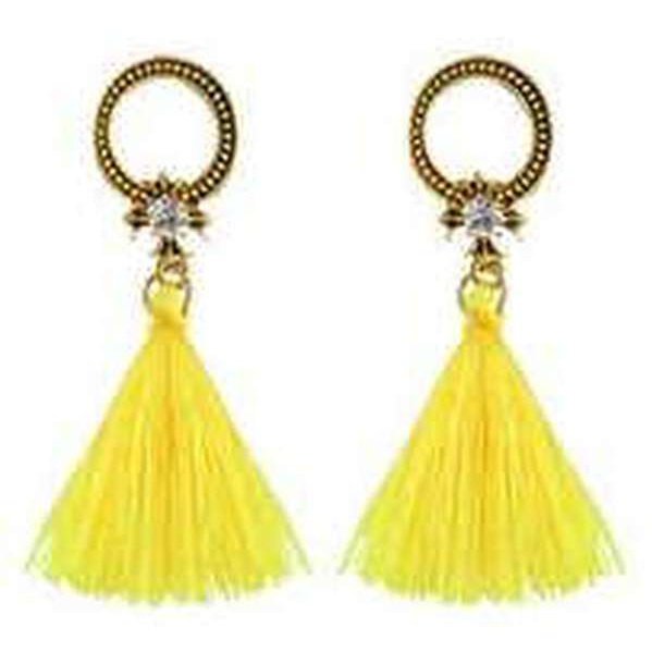 Aretes de hilo, estilo