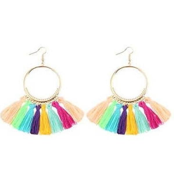 Aretes de hilo, estilo