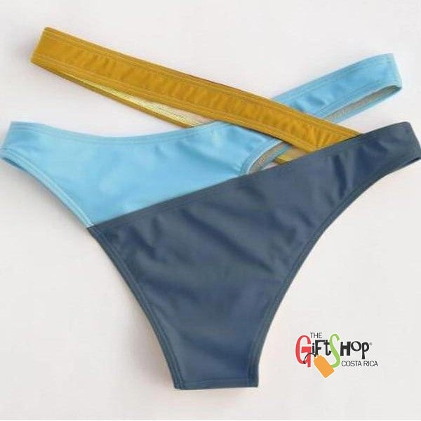 Vestido baño, bikini con abertura de color combinado parte abajo