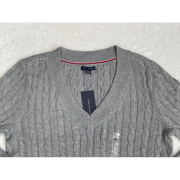 Sudadera Tommy Hilfiger tejida, cuello V, talla: L.