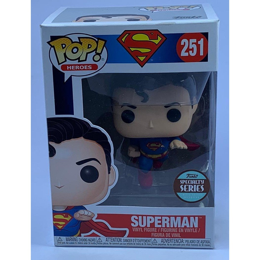 Funko - DC - 251, Superman Volando (Serie Especial) - The Gift Shop Costa Rica