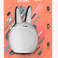Parlante bluetooth, en forma de conejo, color blanco.