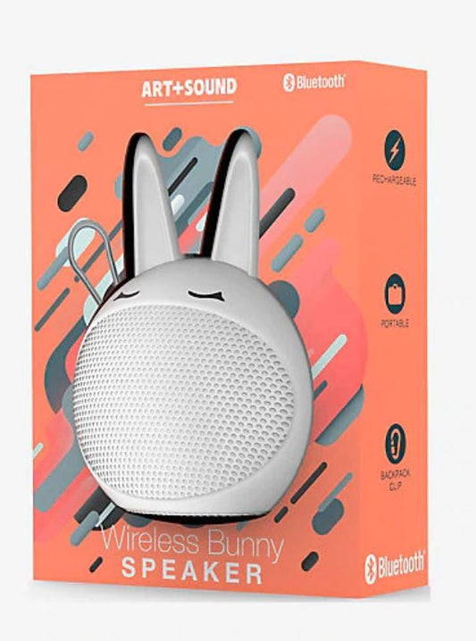 Parlante bluetooth, en forma de conejo, color blanco.