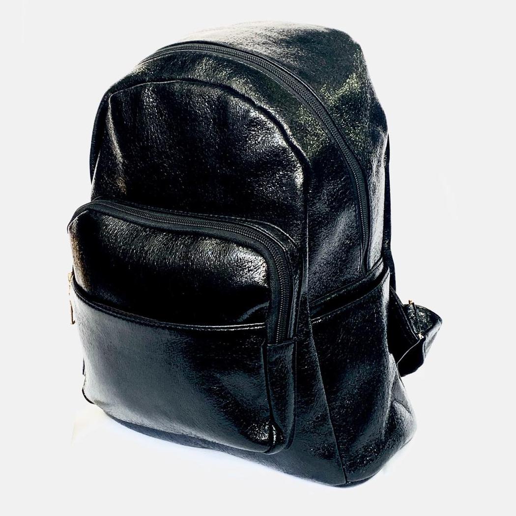 Bolso de espalda, color negro brillante. - The Gift Shop Costa Rica