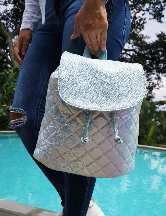Bolso de espalda, color celeste brillante. - The Gift Shop Costa Rica