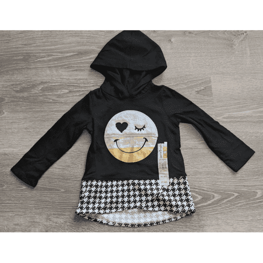 Camiseta para niña, manga larga con gorro. Diseño de carita feliz