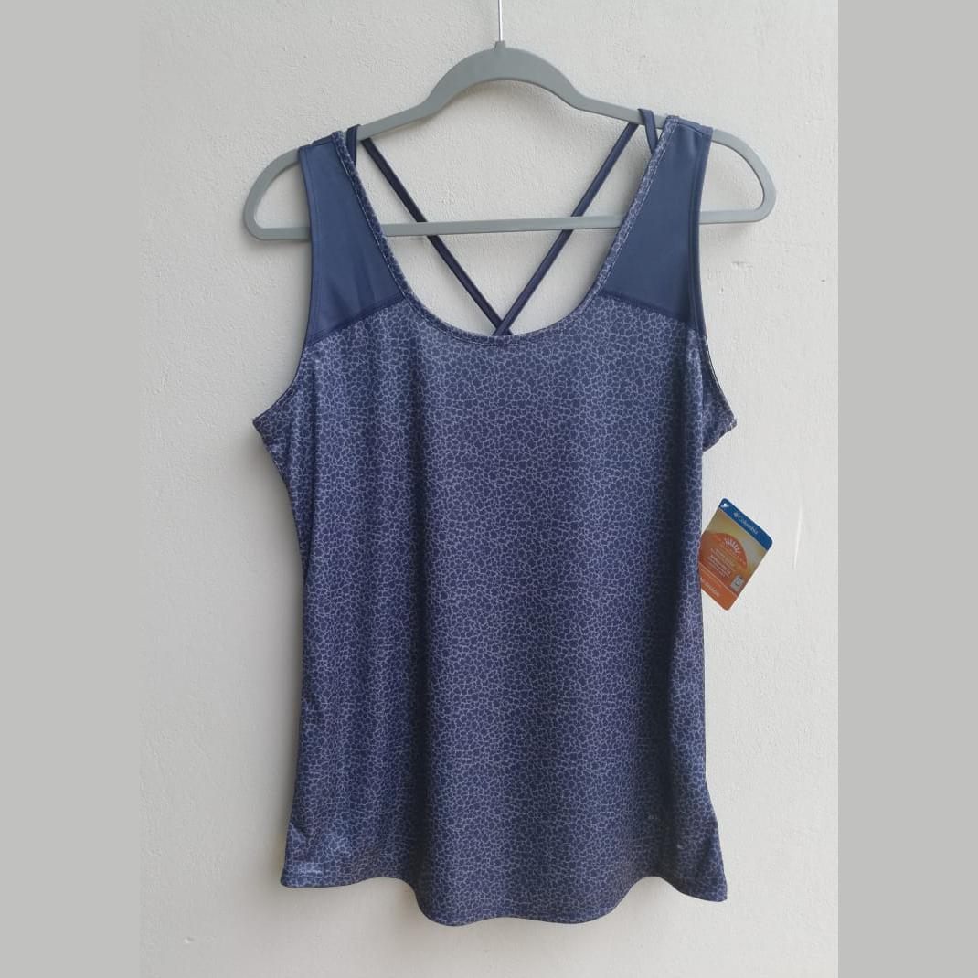 Camiseta deportiva para mujer Columbia, color gris. - The Gift Shop Costa Rica