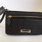 Cartera Guess color negro. - The Gift Shop Costa Rica