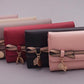 Cartera con lazo y hojita, color: Roja. - The Gift Shop Costa Rica