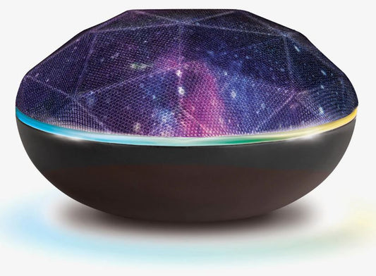 Parlante bluetooth, con imagen de galaxia y luz led de colores.