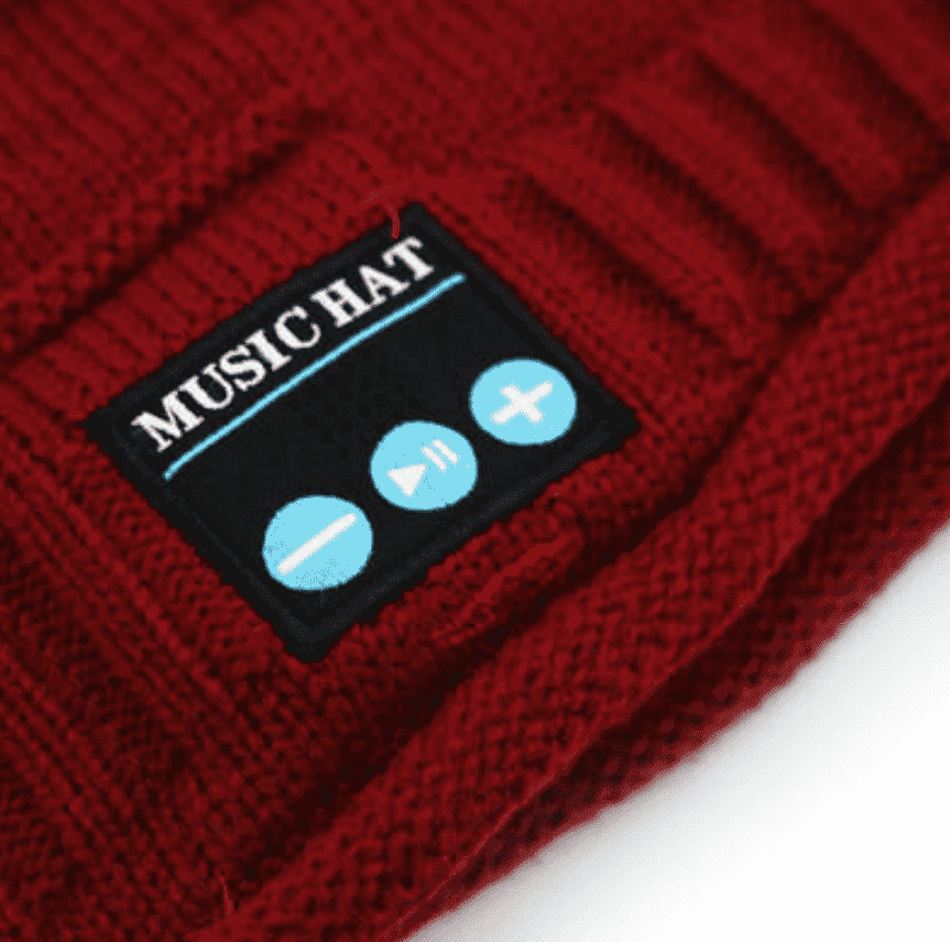 Gorro con audífonos integrados, varias funciones incluido bluetooth, color: rojo. - The Gift Shop Costa Rica