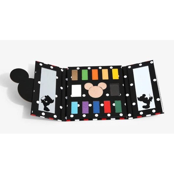 Paleta de sombras inspirada en Mickey Mouse, con tonos.