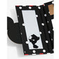 Paleta de sombras inspirada en Mickey Mouse, con tonos.