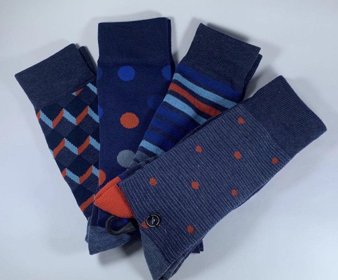 Medias de Hombre - Basic outfitters - 4 pares azul oscuro con estampado (Dry Motion) - The Gift Shop Costa Rica
