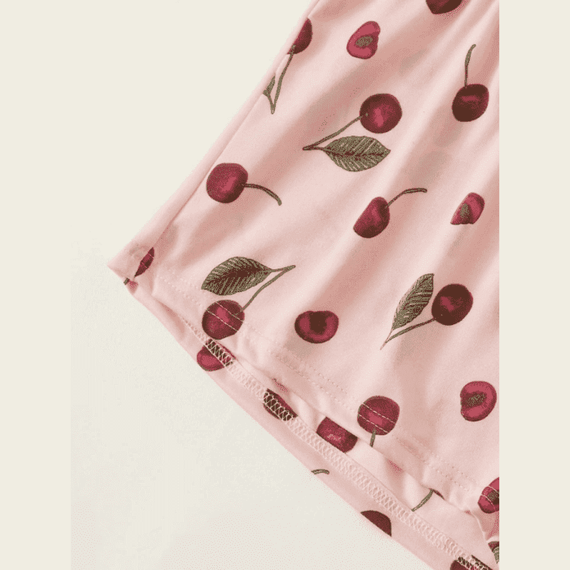 Pijama de piezas. Incluye antifaz para dormir